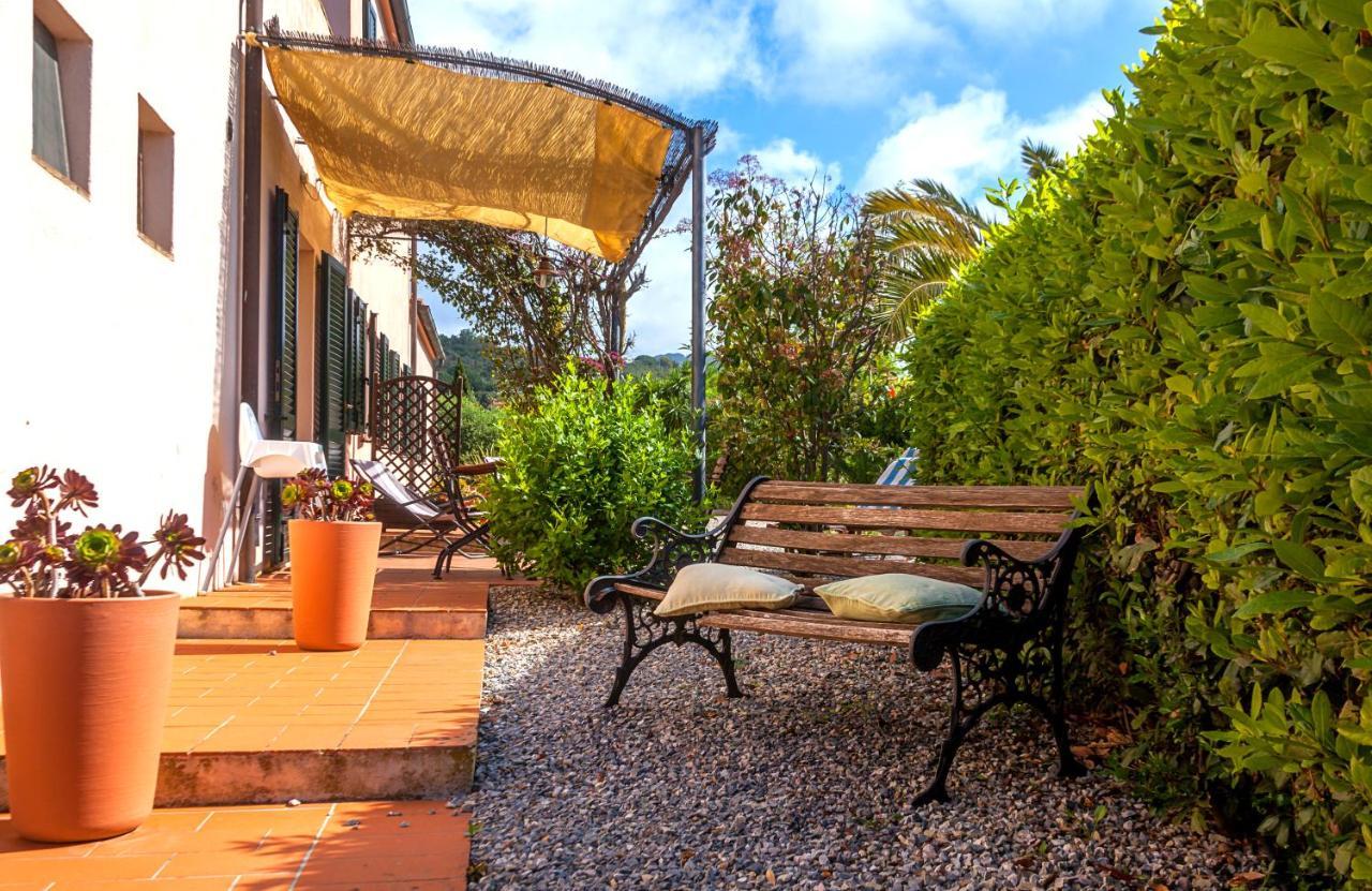 Casale Le Pitte Villa Porto Azzurro Luaran gambar