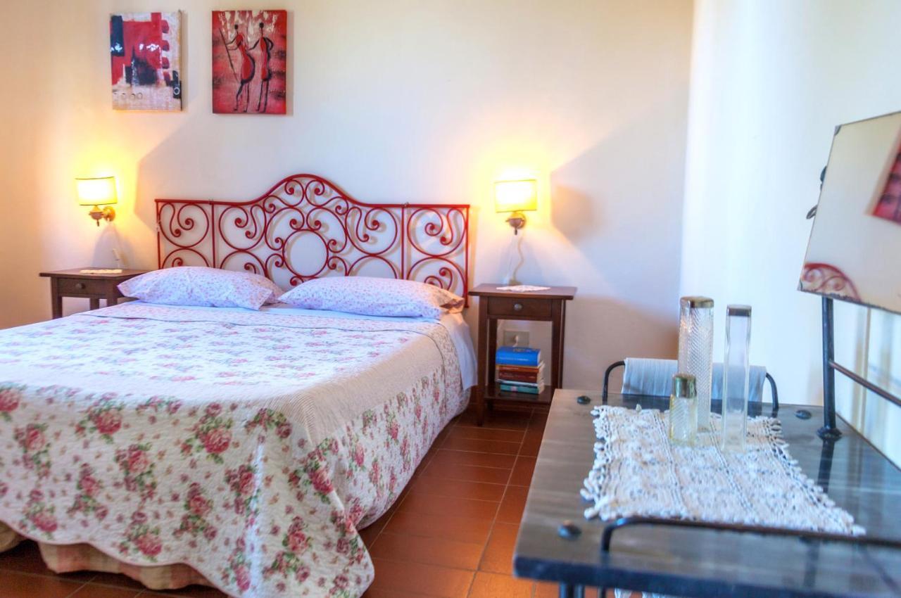 Casale Le Pitte Villa Porto Azzurro Luaran gambar