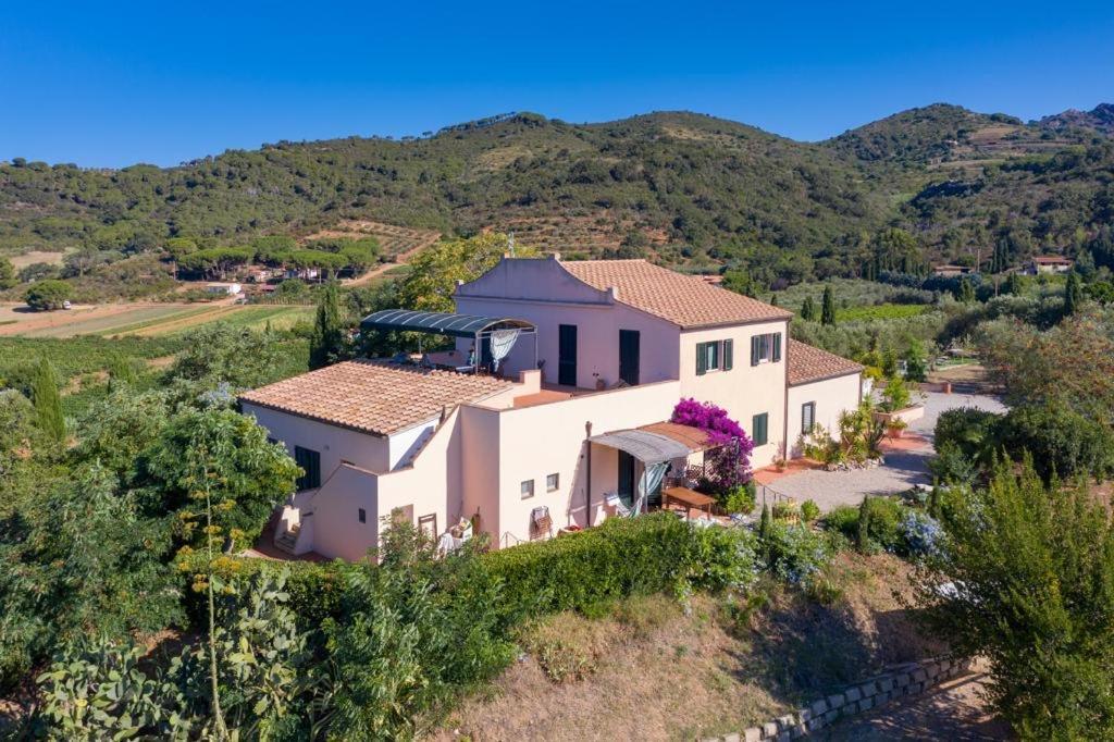 Casale Le Pitte Villa Porto Azzurro Luaran gambar