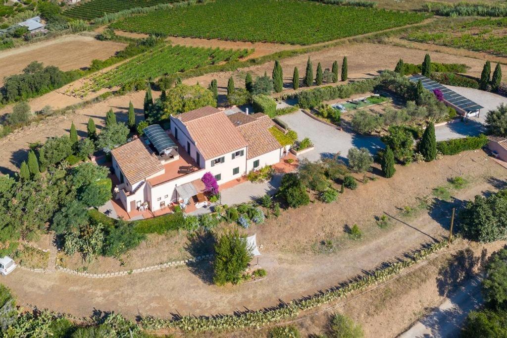 Casale Le Pitte Villa Porto Azzurro Luaran gambar